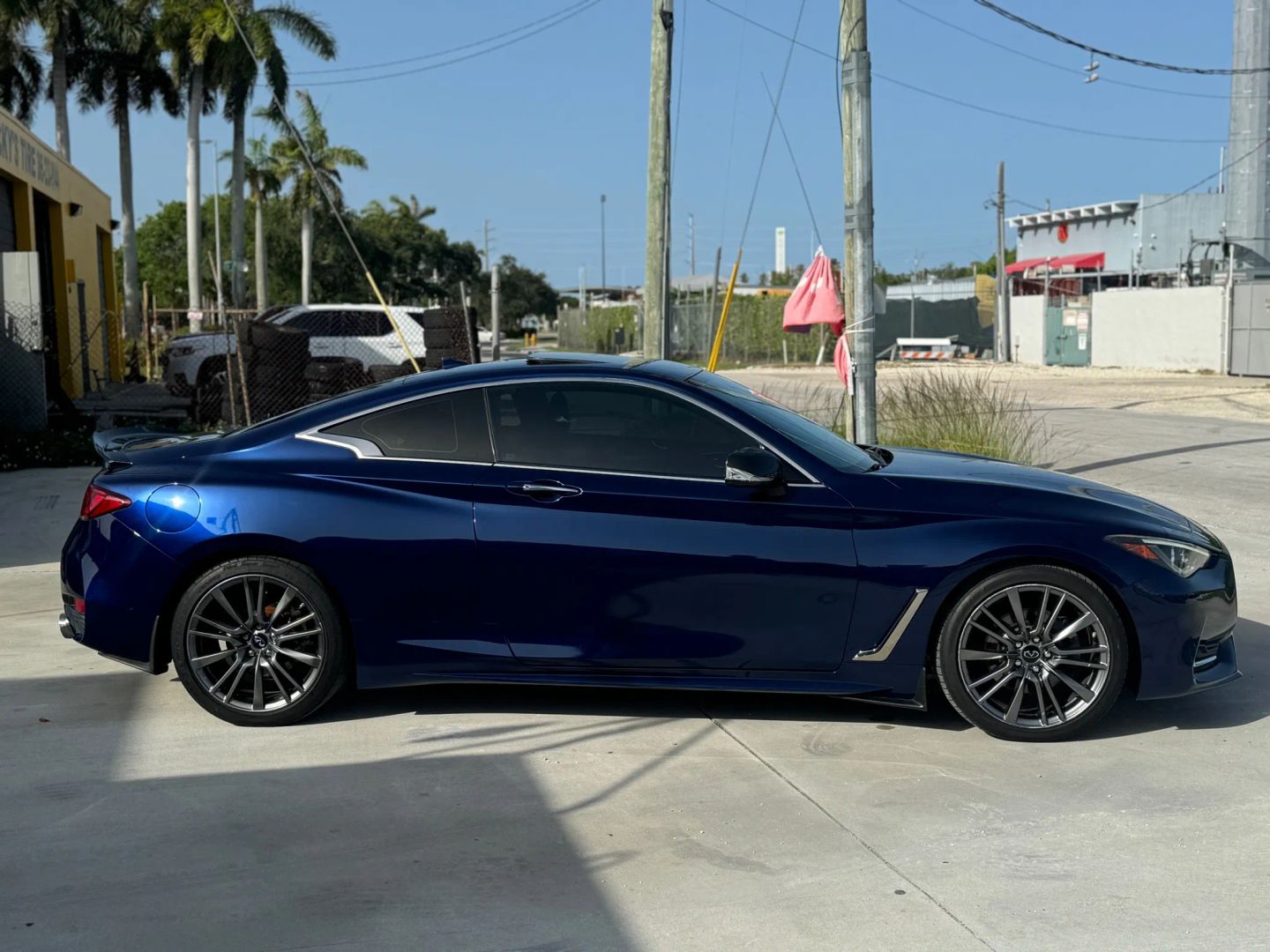 infiniti q60 coupe 2017 JN1EV7EK2HM363661 image infiniti q60 coupe 2017 JN1EV7EK2HM363661 image
